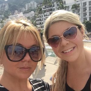 Meet your Posher, Shan